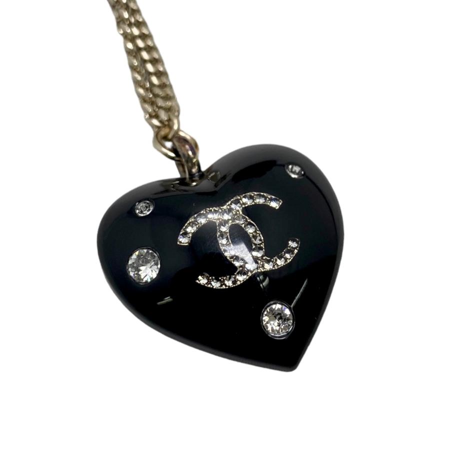 CHANEL シャネル キーホルダー ハートチャーム ココマーク CHANEL シャネル キーホルダー ハートチャーム ココマーク