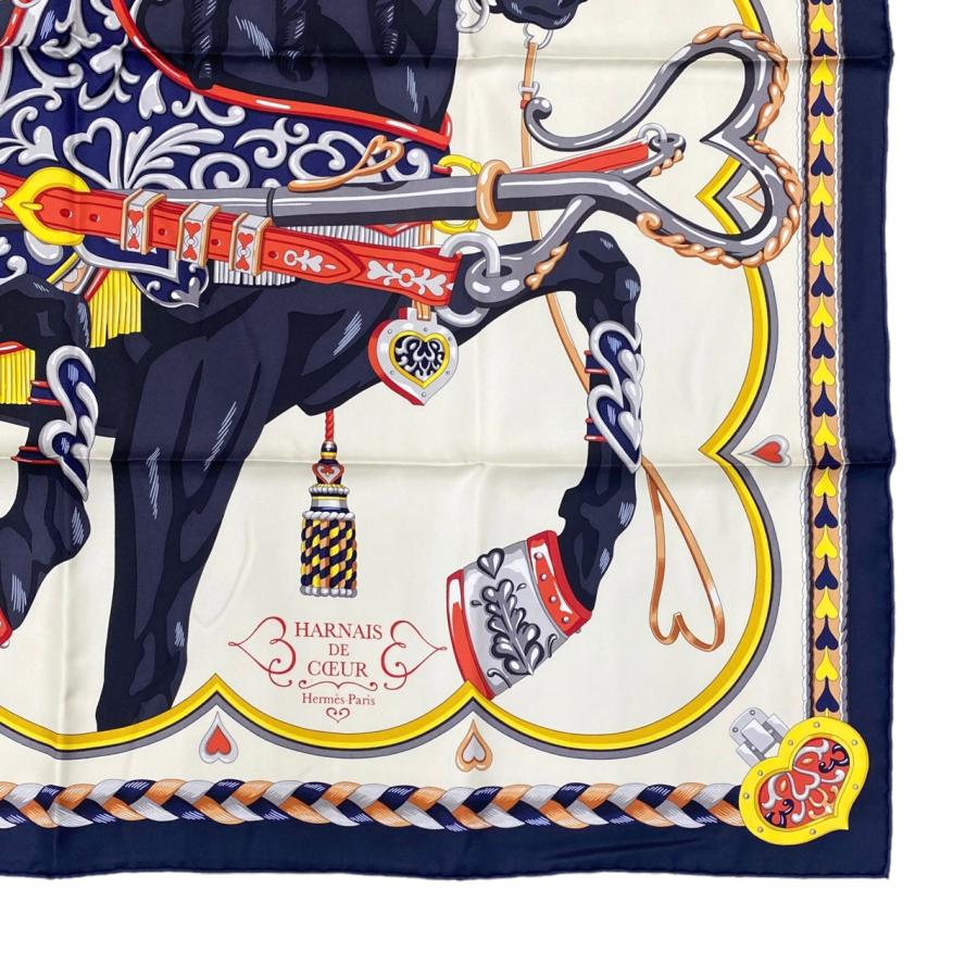 HERMES エルメス シルクスカーフ アルネ・ドゥ・クール 004090S HERMES エルメス シルクスカーフ アルネ・ドゥ・クール 004090S