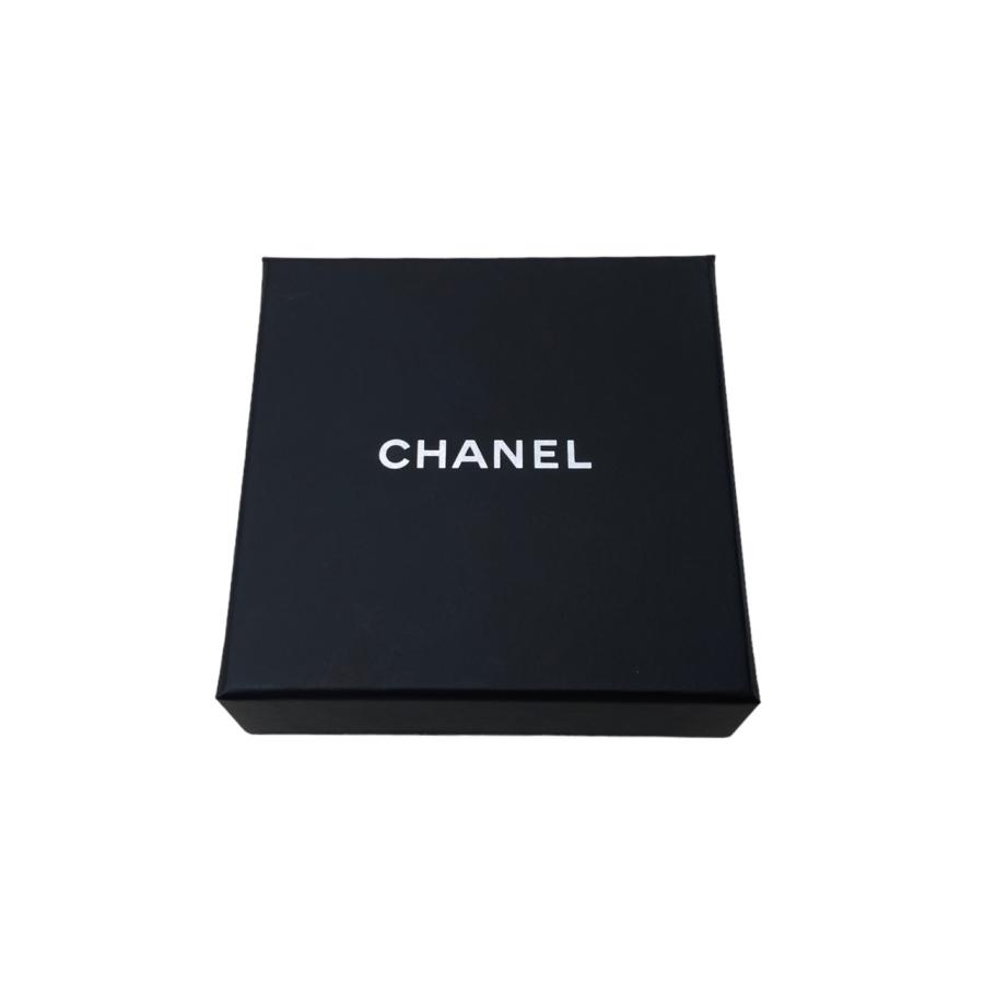 CHANEL カフス ブラック アイボリー ココマーク ロゴ シャネル(CHANEL)シャネル 2024クルーズ ココマーク スカーフ