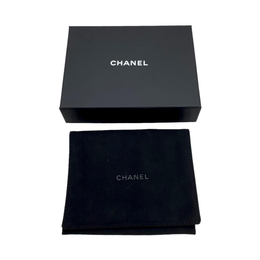 CHANEL（シャネル） 2つ折り財布 AP3726 マトラッセ ラムスキン ココ