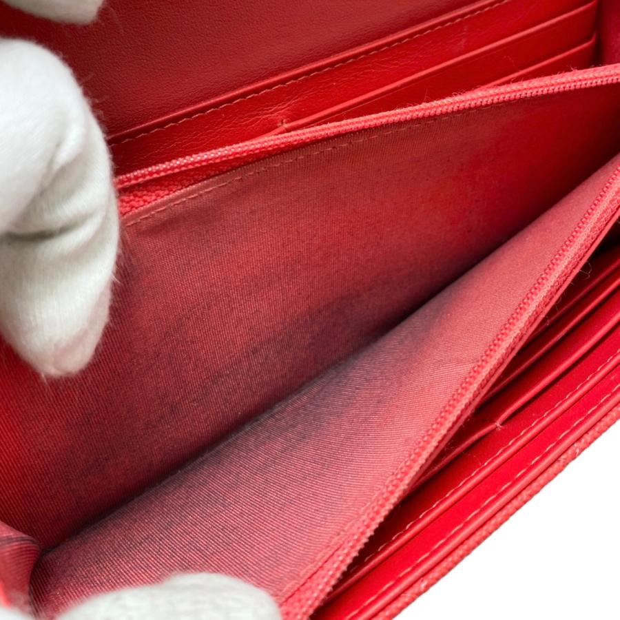 CHANEL: 2つ折り財布、マトラッセ、キャビアスキン、レッド色 CHANEL シャネル 2つ折り長財布 CCフィグリー マトラッセ