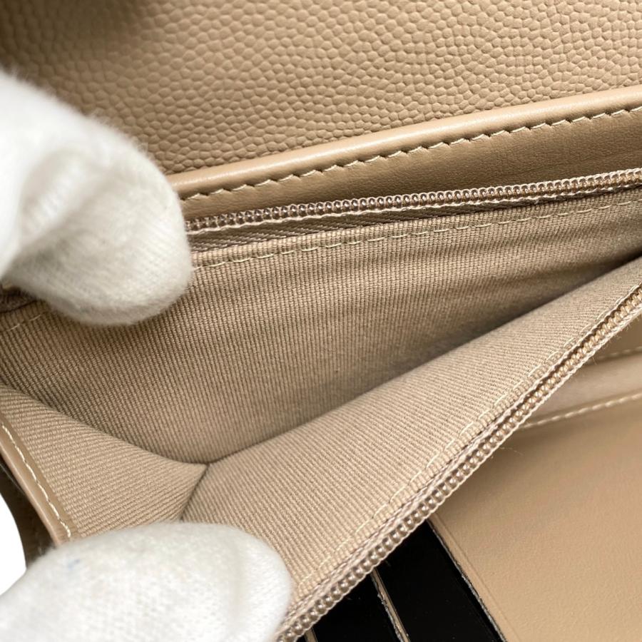 CHANEL（シャネル） 3つ折り財布 クラシック ミディアムフラップ