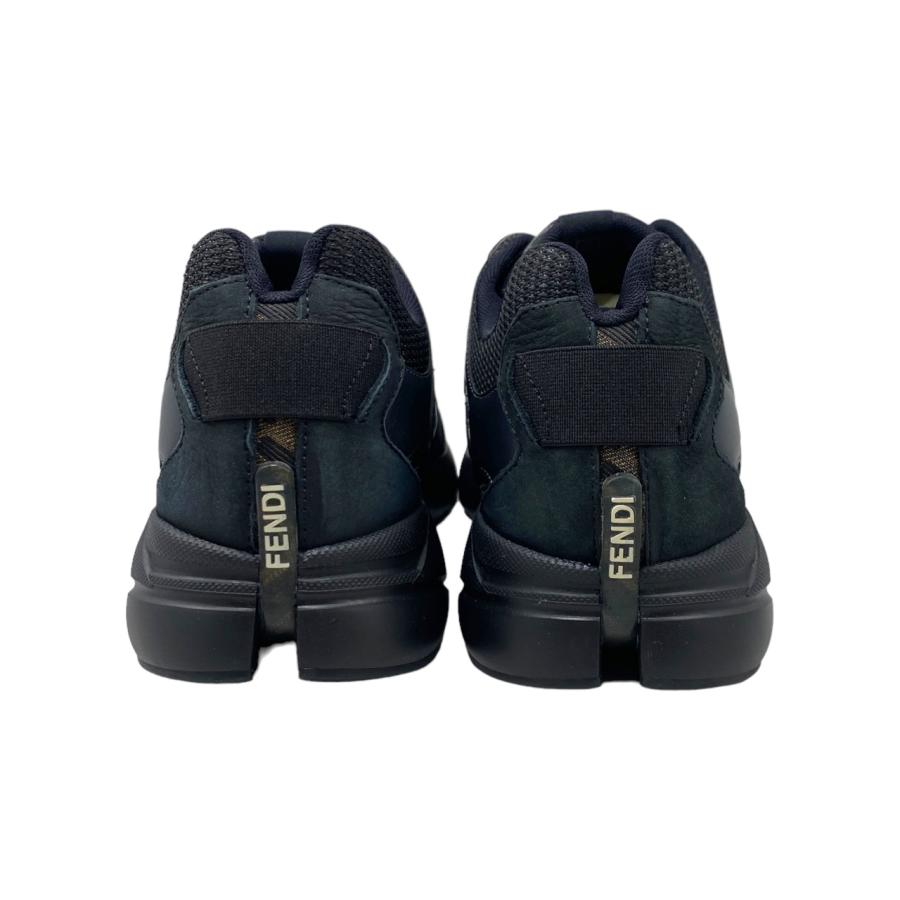 FENDI ネイビー ロゴパターン スニーカー38 美品 FENDI ネイビー ロゴパターン スニーカー38 美品 - メルカリ