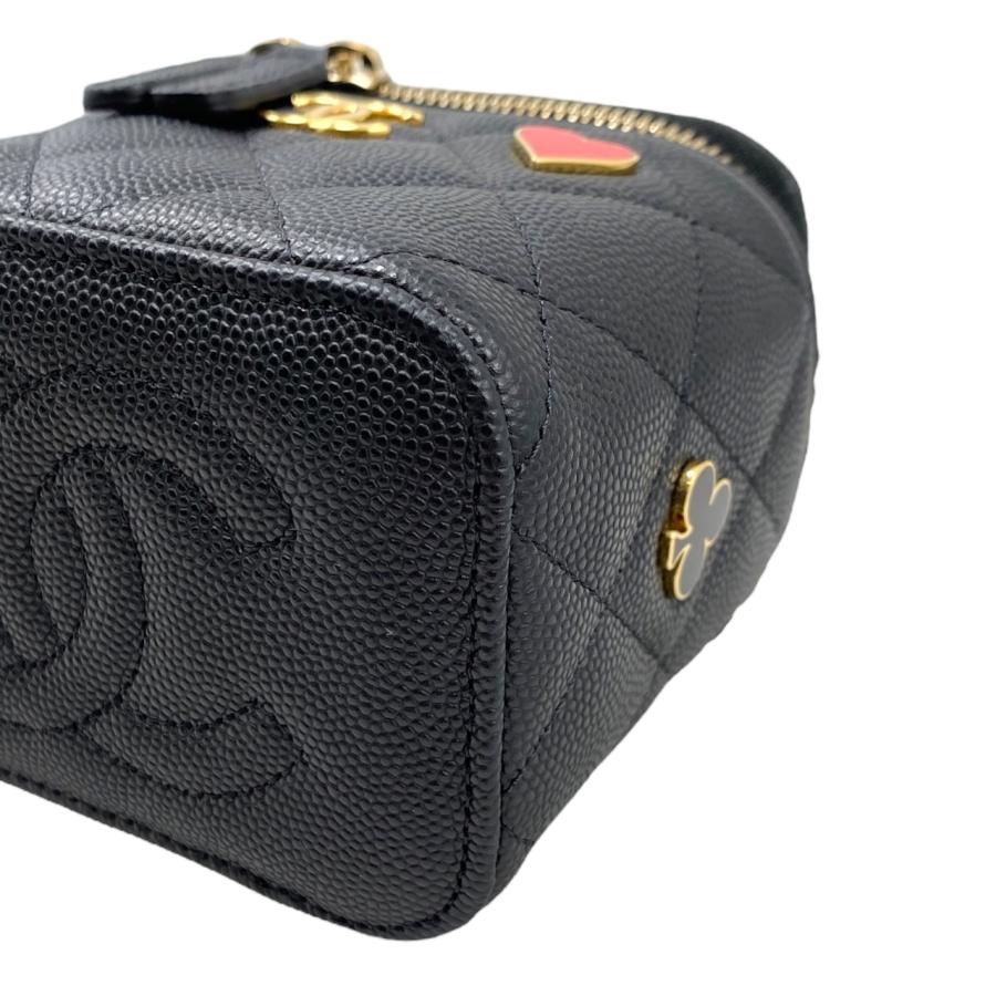 モコロンです。CHANELバニティバッグ ☆ミニポケットがポイント♪【CHANEL】バニティバッグ☆ (CHANEL