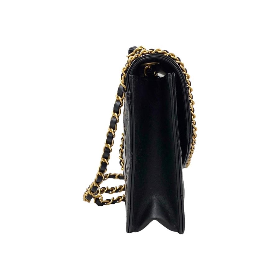 CHANEL シャネル ショルダーバッグ ハートチェーン AP4900 CHANEL シャネル ショルダーバッグ ハートチェーン AP4900