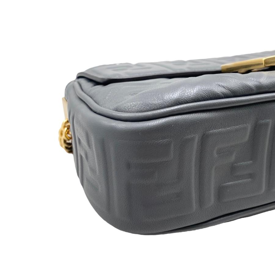 FENDI（フェンディ） ショルダーバッグ バゲット チェーン バッグ