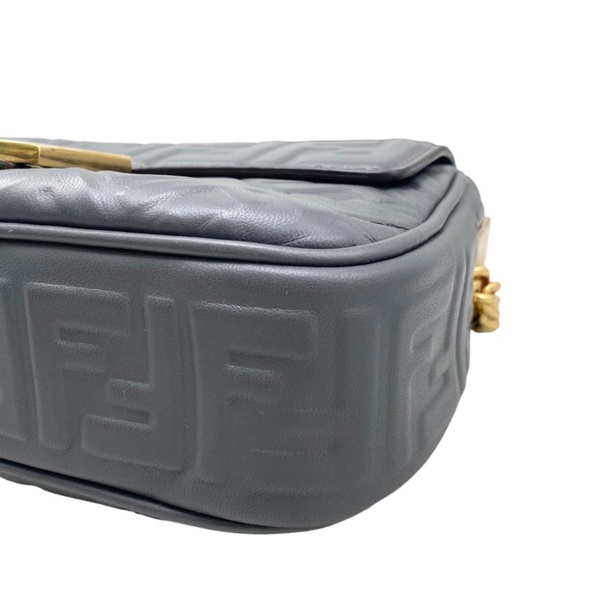 FENDI（フェンディ） ショルダーバッグ バゲット チェーン バッグ