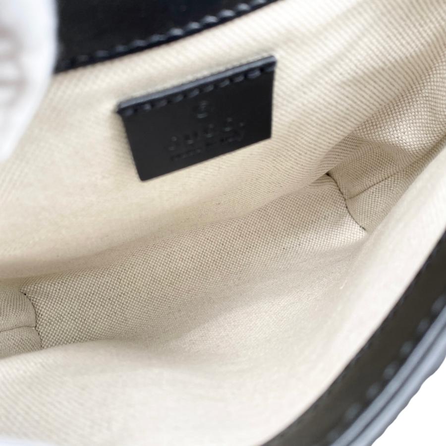 GUCCI（グッチ） ボディバッグ GGエンボス ウエストバッグ 631339 ロゴ