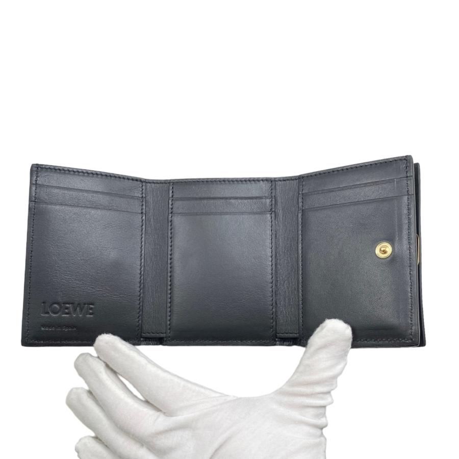 LOEWE ロエベ 3つ折り財布 パファー アナグラム トライ LOEWE ロエベ 3つ折り財布 パファー アナグラム トライ