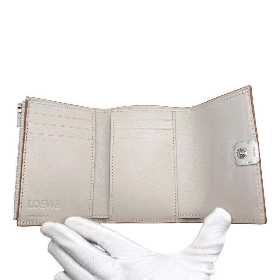 LOEWE ロエベ アナグラム バーティカルウォレット スモール 三つ折り財布 ライトゴースト C821S33X01 レディース【中古】 楽天市場】【返品可】ロエベ LOEWE アナグラム バーティカル