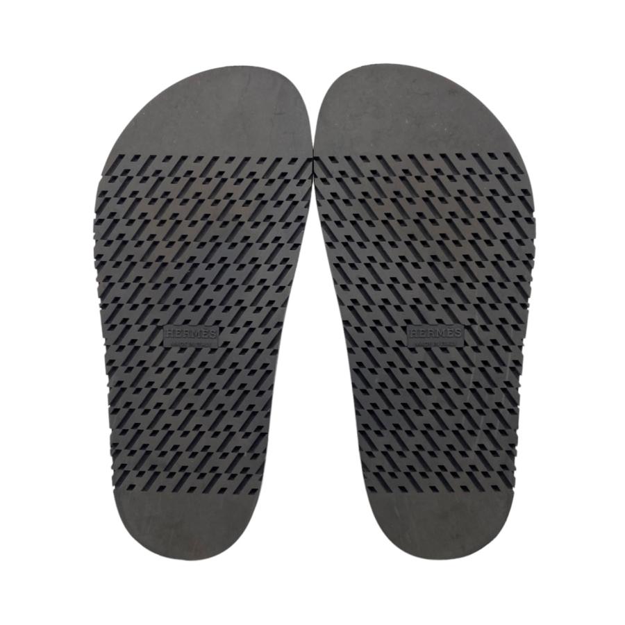 エルメス サンダル シプレ ピンク グレージュ スエード 23cm レディース サンダル 《シプレ》 - ピンク | Hermès - エルメス-公式サイト