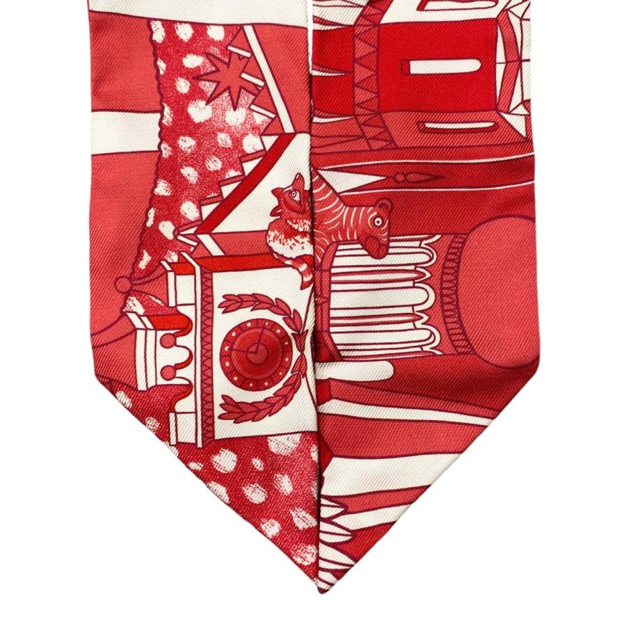 HERMES シルクスカーフ レッドホワイト HERMES シルクスカーフ レッドホワイト