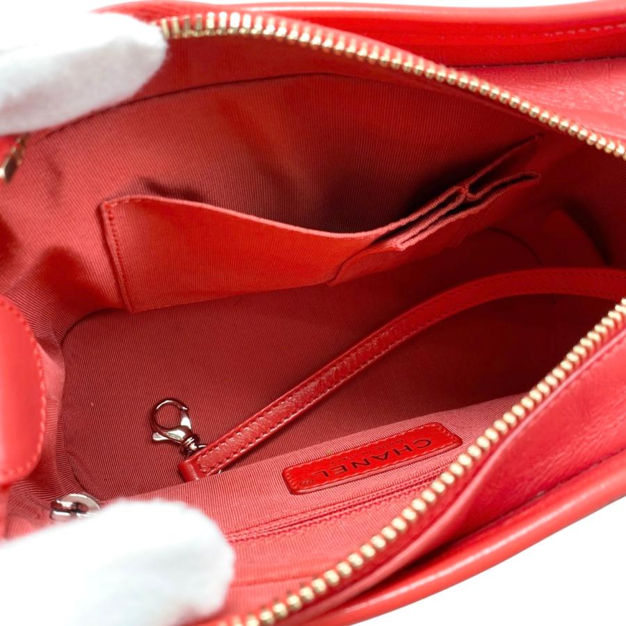 LOUIS VUITTON（ルイ・ヴィトン） シャネル ショルダーバッグ