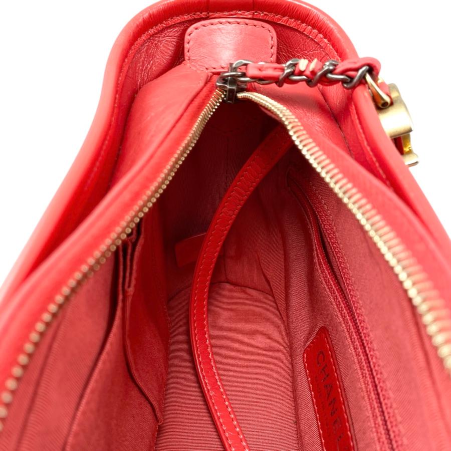 LOUIS VUITTON（ルイ・ヴィトン） シャネル ショルダーバッグ