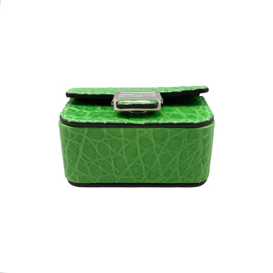 FENDI AirPodsケース送料込み最終価格 FENDI AirPodsケース送料込み最終価格 FENDI AirPodsケース送料