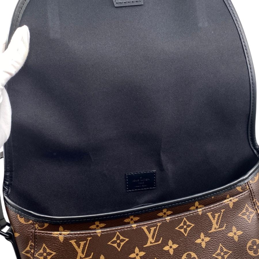 LOUIS VUITTON ルイヴィトン ショルダーバッグ マグネティック