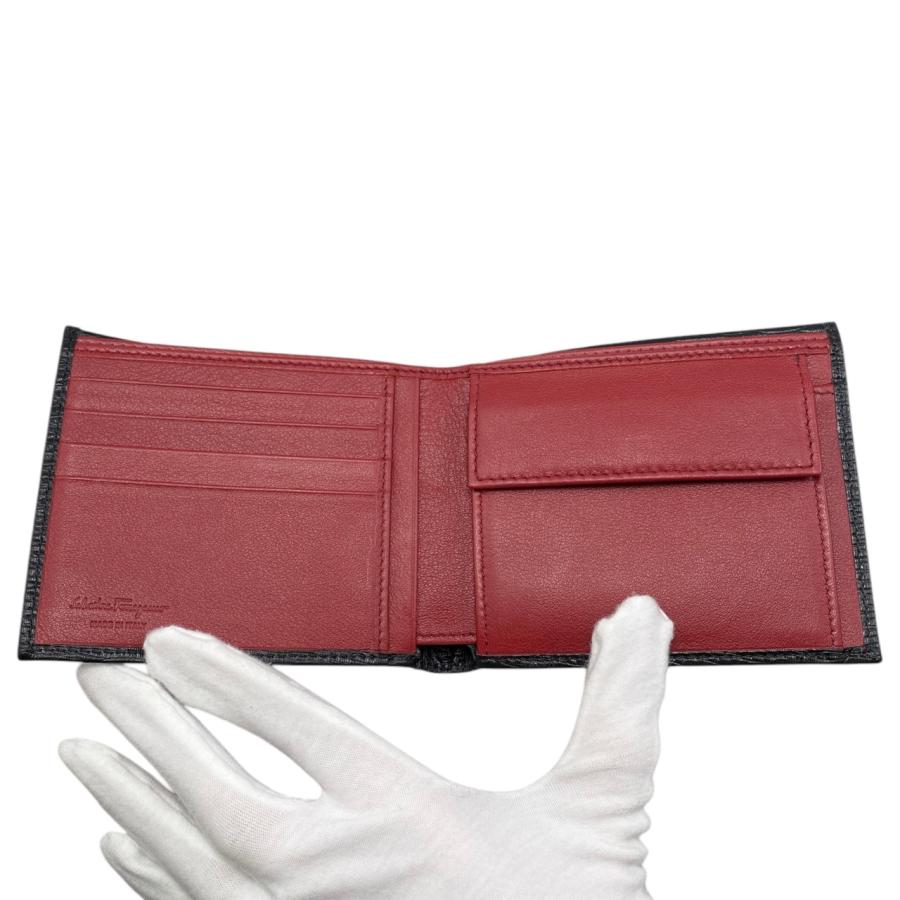 FERRAGAMO サルヴァトーレフェラガモ 2つ折り財布 ガンチーニ 66A065  