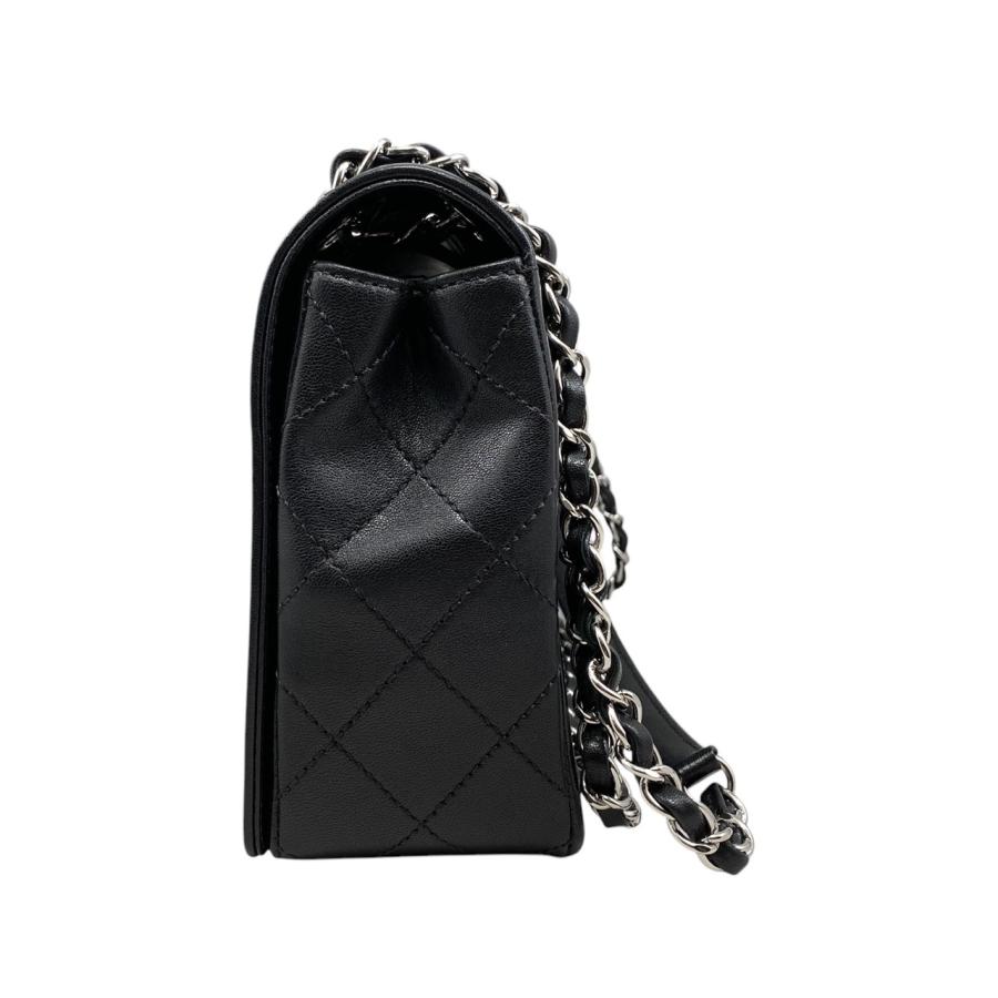 超美品 シャネル マドモアゼル マトラッセ ポーチ ココマーク ラムスキン 黒 CHANEL（シャネル） ショルダーバッグ マドモアゼル Wフラップ
