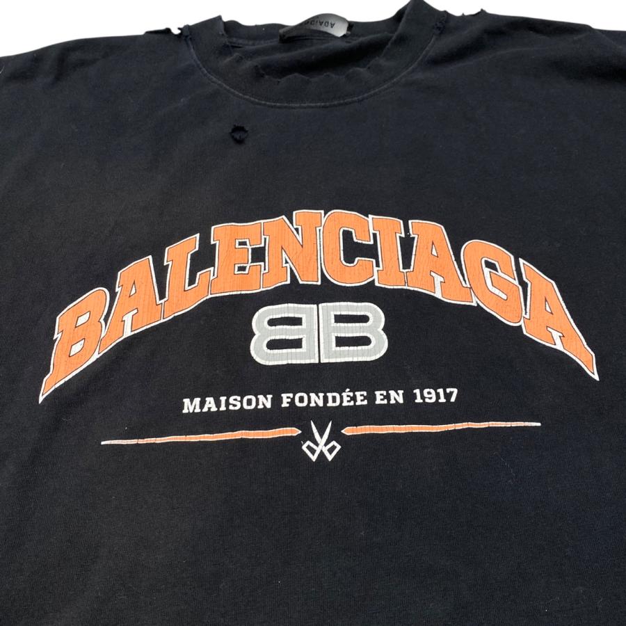 BALENCIAGA（バレンシアガ） 長袖ロングTシャツ ダメージ ロゴ 681046