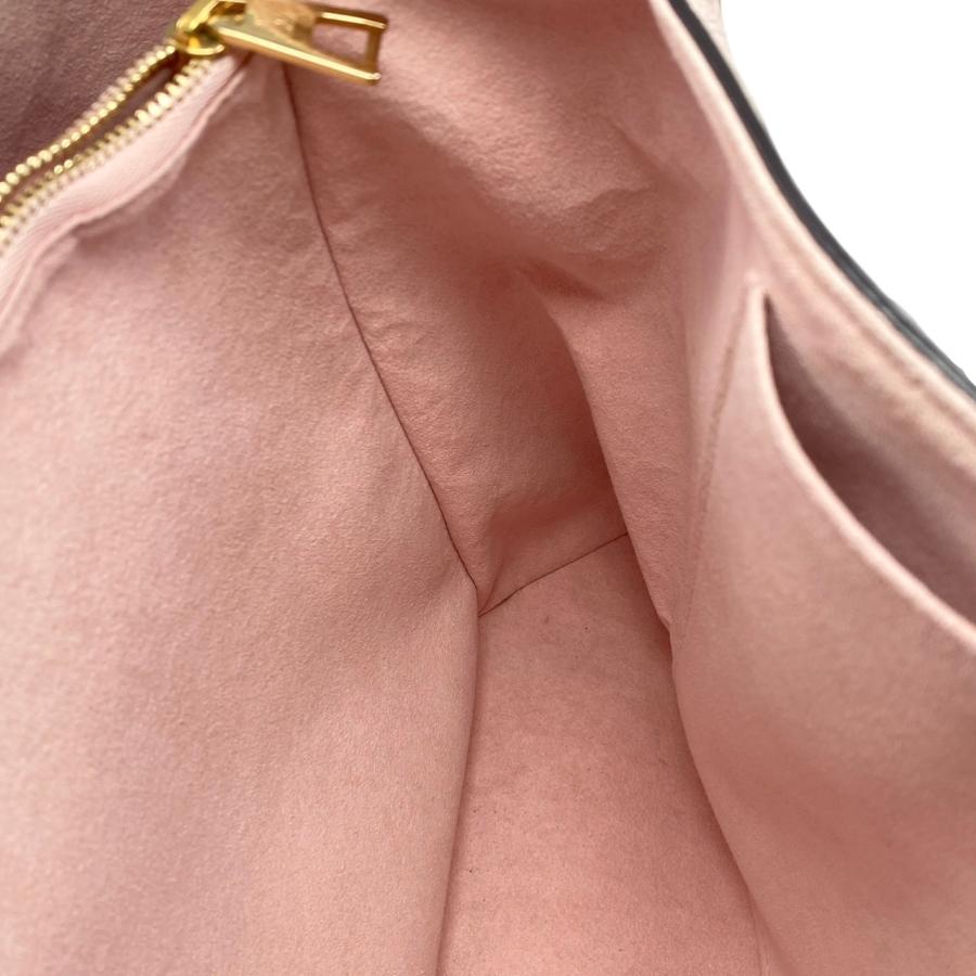 LOUIS VUITTON（ルイ・ヴィトン） トートバッグ ロックミー ショッパー