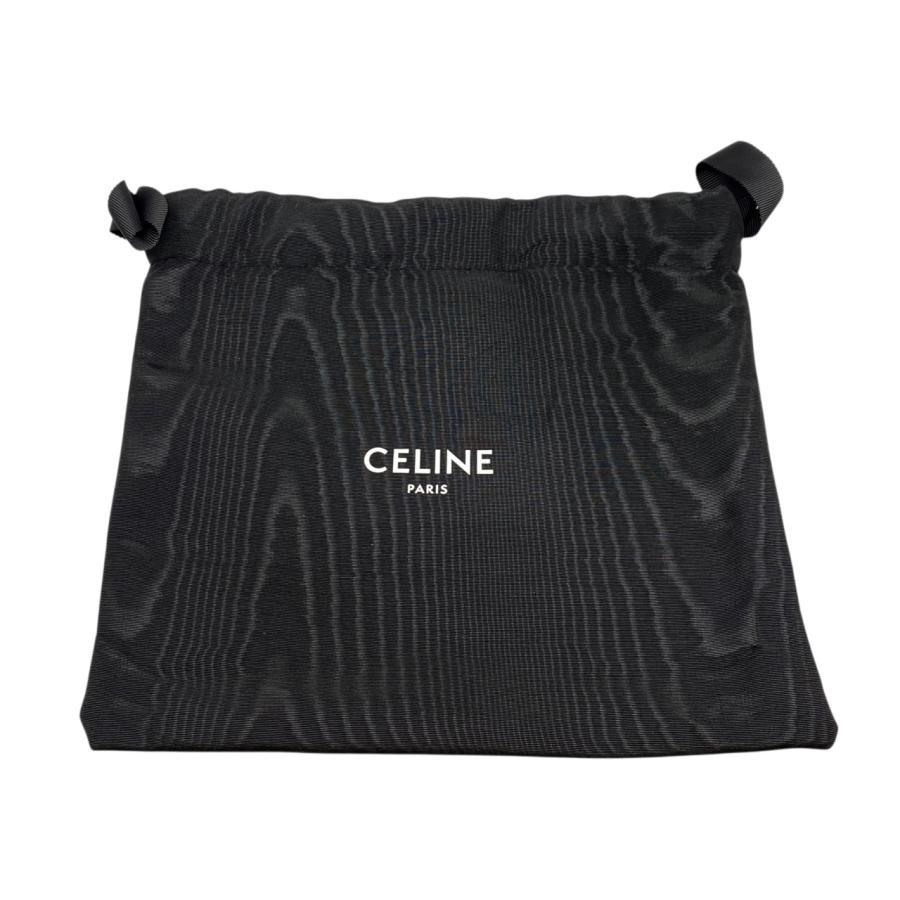極美品　セリーヌ　オーバル　パース キュイル　トリオンフ　ブラック　celine 極美品セリーヌオーバルパース キュイルトリオンフブラックceline