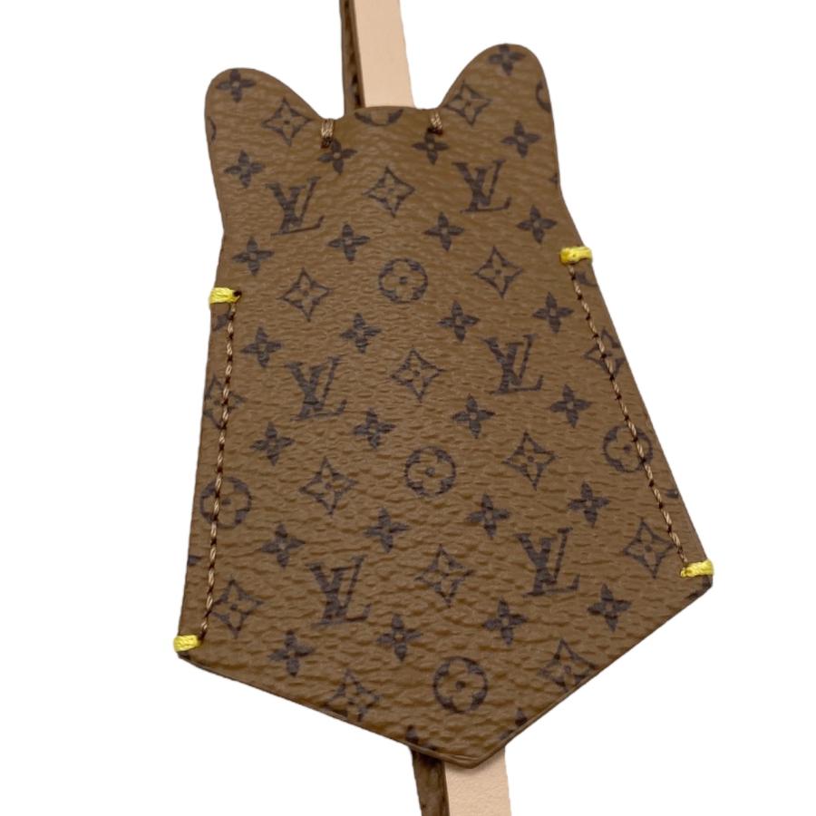 LOUIS VUITTON ルイヴィトン バッグチャーム・LV ドッグ M02323