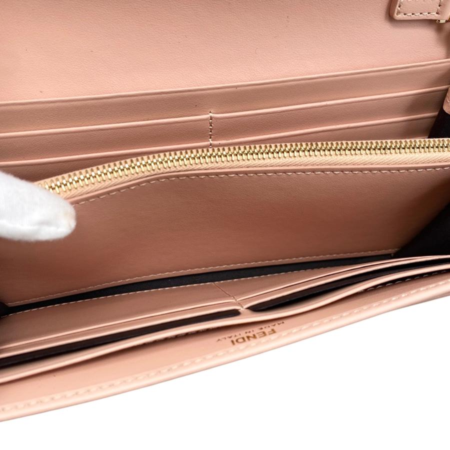 FENDI（フェンディ） 2つ折り長財布 チェーンコンチネンタルウォレット