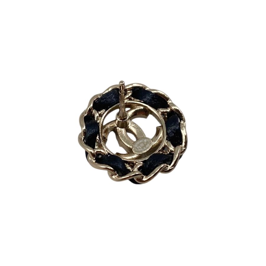 シャネル ピアス ココマーク ラインストーン AB8297-B08169-NI211 ラムスキン メタル サークル ゴールド ブラック CHANELの画像