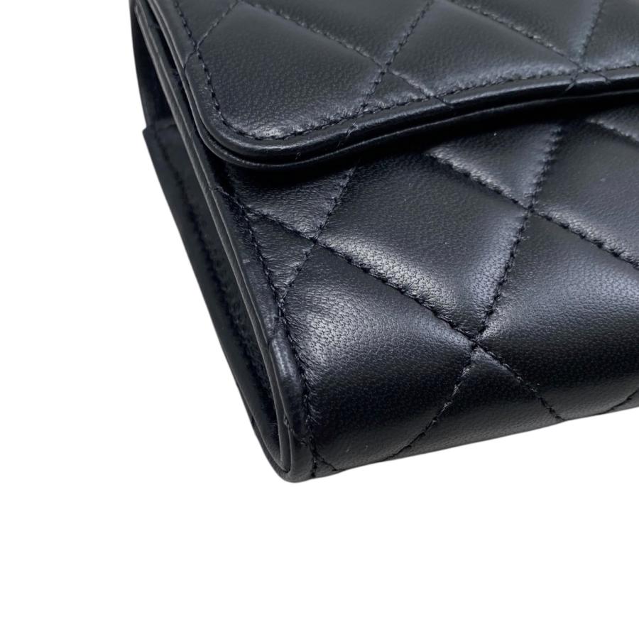 CHANEL シャネル 2つ折り長財布 クラシック ロング フラップ