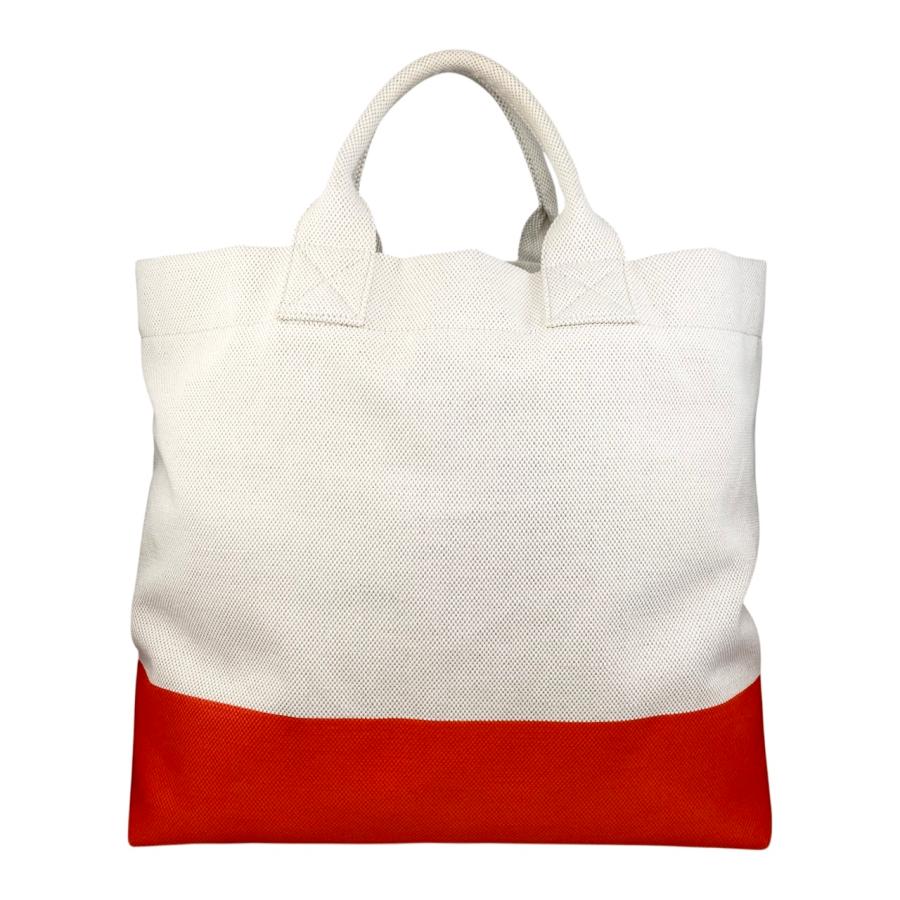 GUCCI（グッチ） トートバッグ ラージ 782741 エンボス キャンバス
