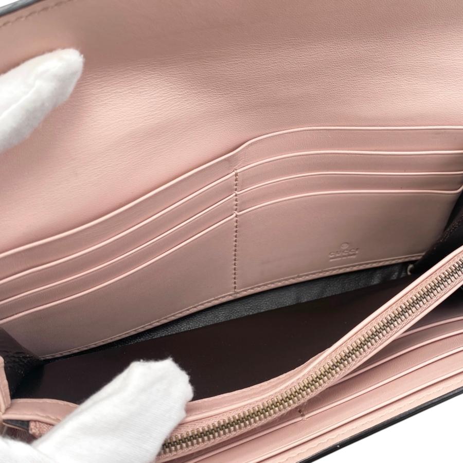 GUCCI グレー ヘビ革 二つ折り財布　チェーン付き GUCCI グレー ヘビ革 二つ折り財布 チェーン付き