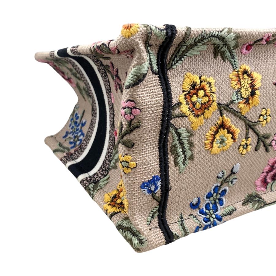 Christian Dior（クリスチャン・ディオール） ハンドバッグ ブック