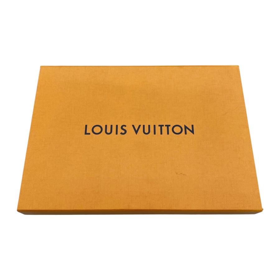 LOUIS VUITTON（ルイ・ヴィトン） マフラー エシャルプ・ロゴマニア