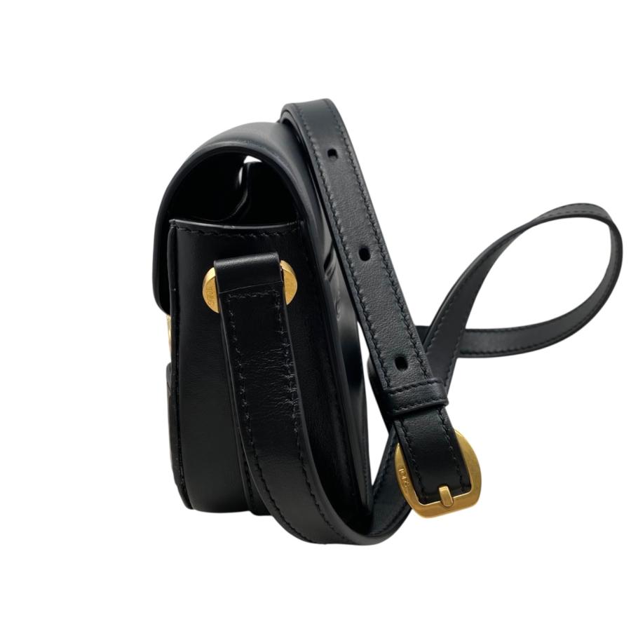 TOD'S（トッズ） ショルダーバッグ ケイト ミニ XBWAOYJ0100RORB999