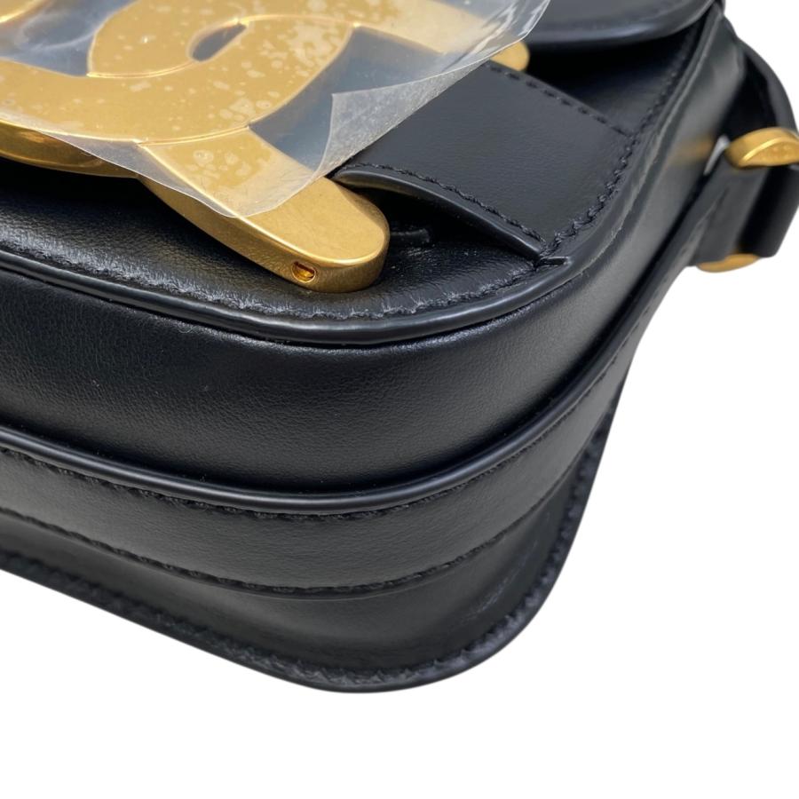 TOD'S（トッズ） ショルダーバッグ ケイト ミニ XBWAOYJ0100RORB999