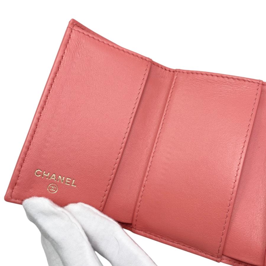 CHANEL（シャネル） 3つ折り財布 クラシック スモールフラップ