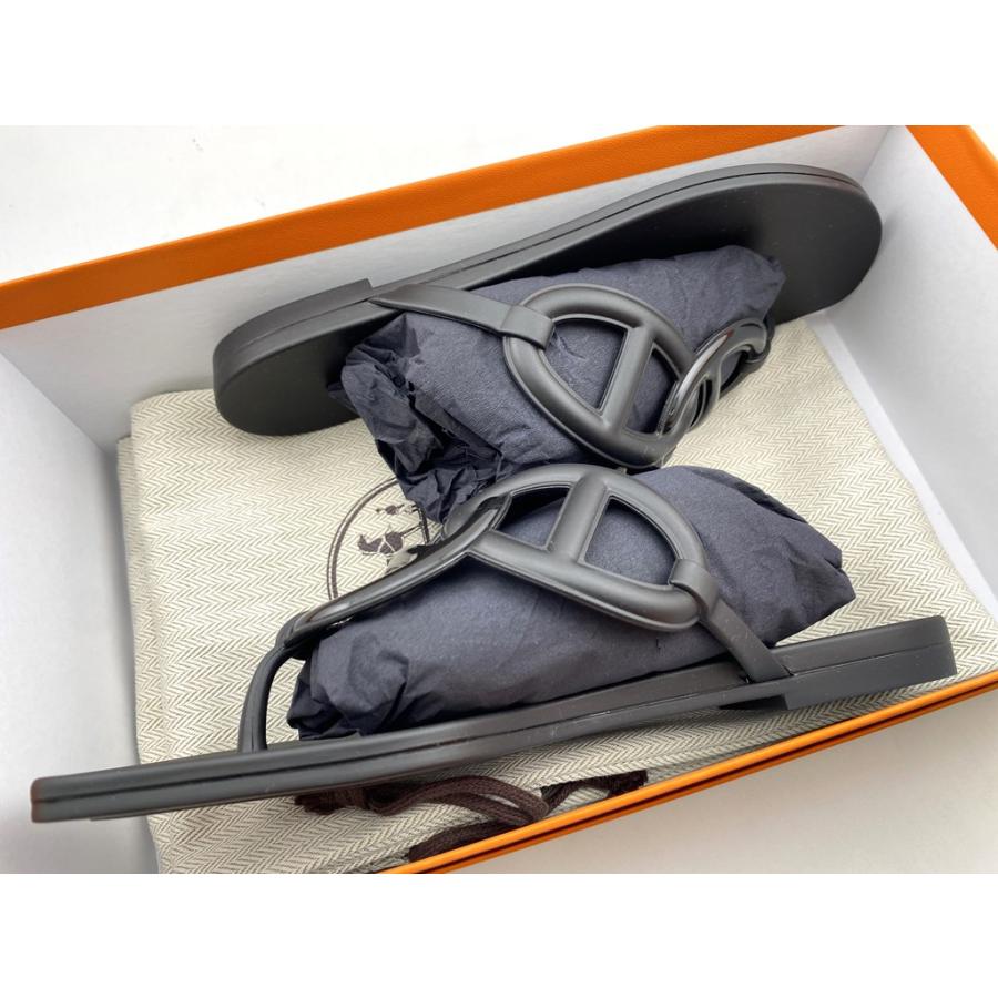 HERMES エルメス シェーヌダンクルサンダル サイズ35 ブラック HERMES エルメス シェーヌダンクルサンダル サイズ35 ブラック