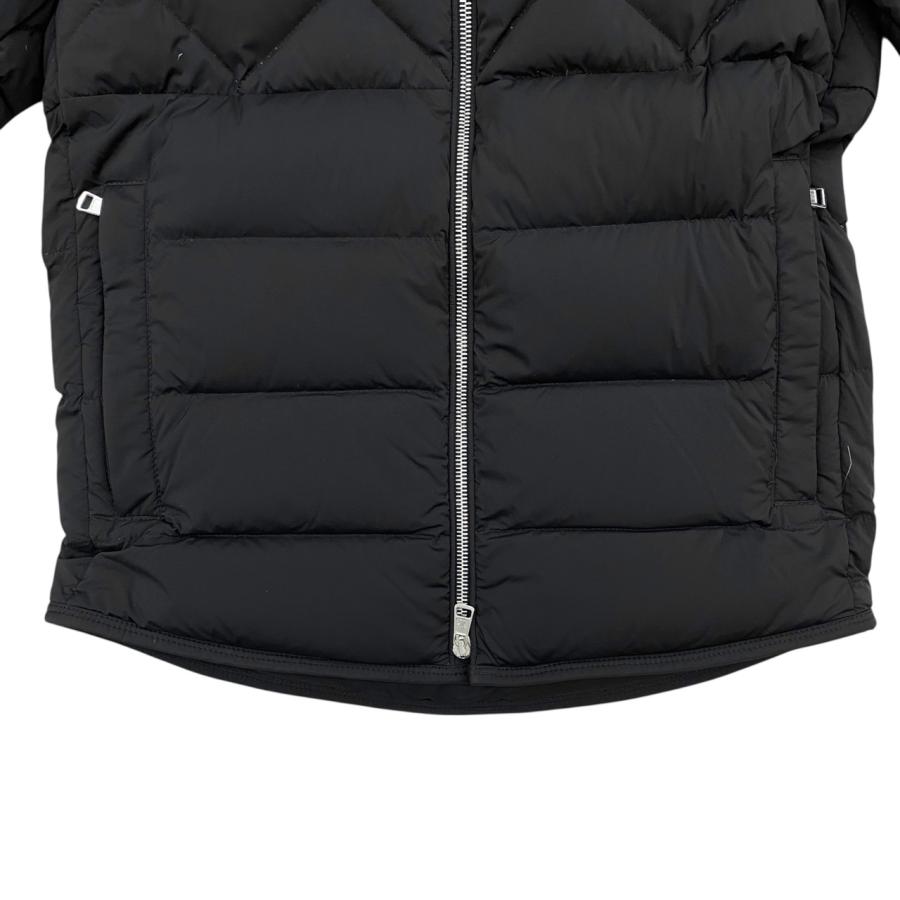 MONCLER（モンクレール） ダウンジャケット セコード E20914131095