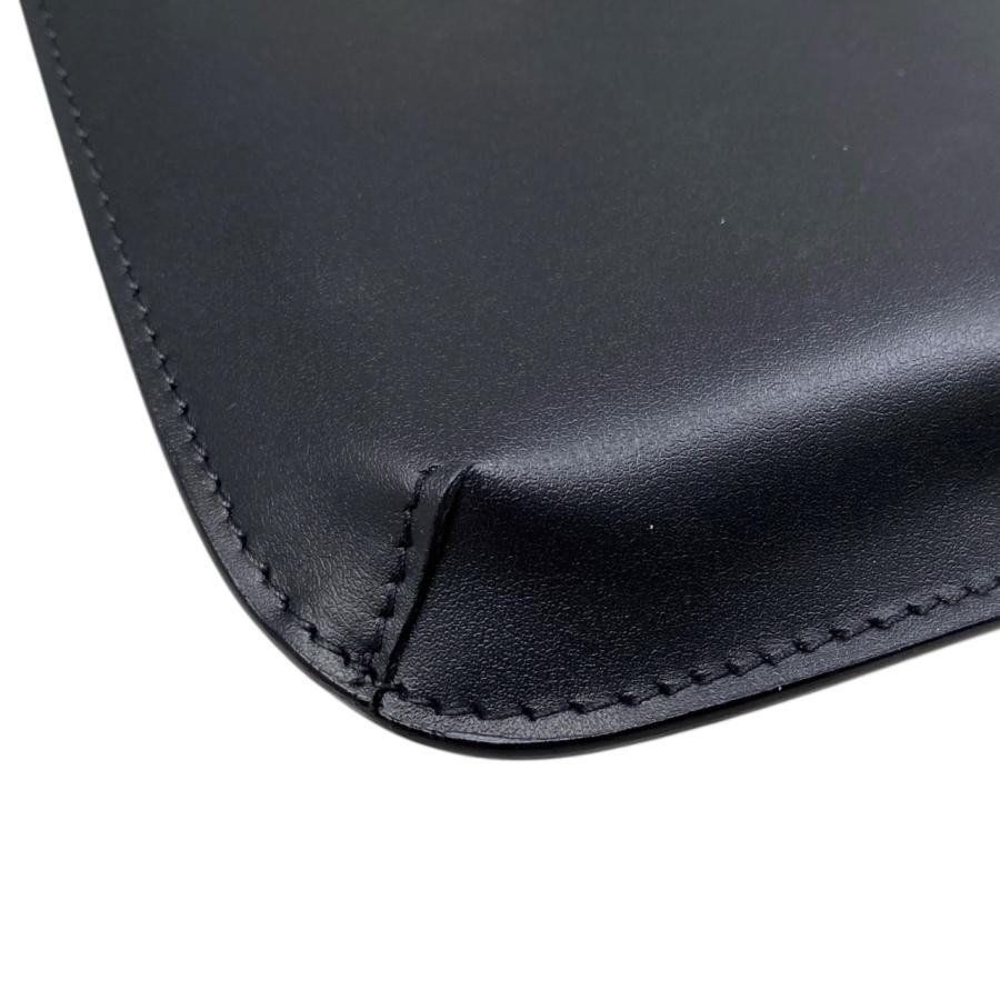 FENDI（フェンディ） ショルダーバッグ FFダイヤモンド フォンポーチ