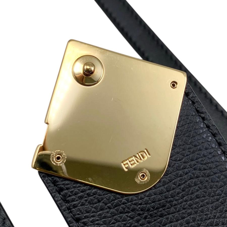 FENDI（フェンディ） ショルダーバッグ FFダイヤモンド フォンポーチ