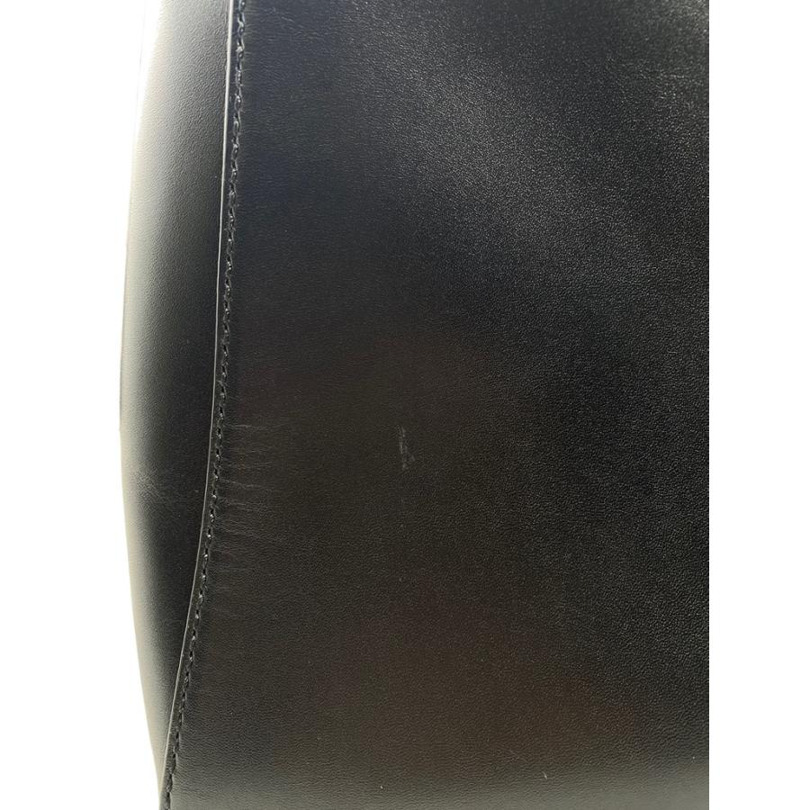 FENDI（フェンディ） 8BN226 ピーカブー ミディアム ブラック