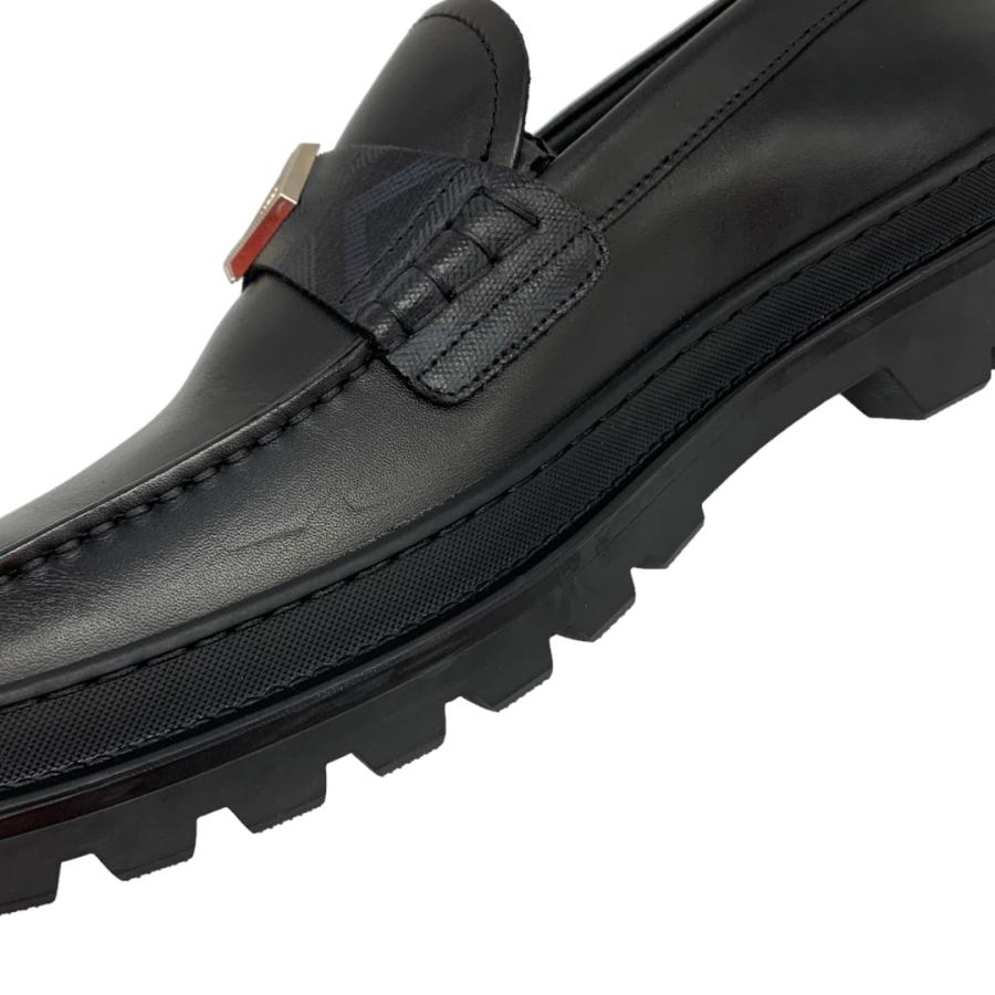 Christian Dior ブラックローファー Dior Granville Loafer Black Smooth Calfskin with Beige and