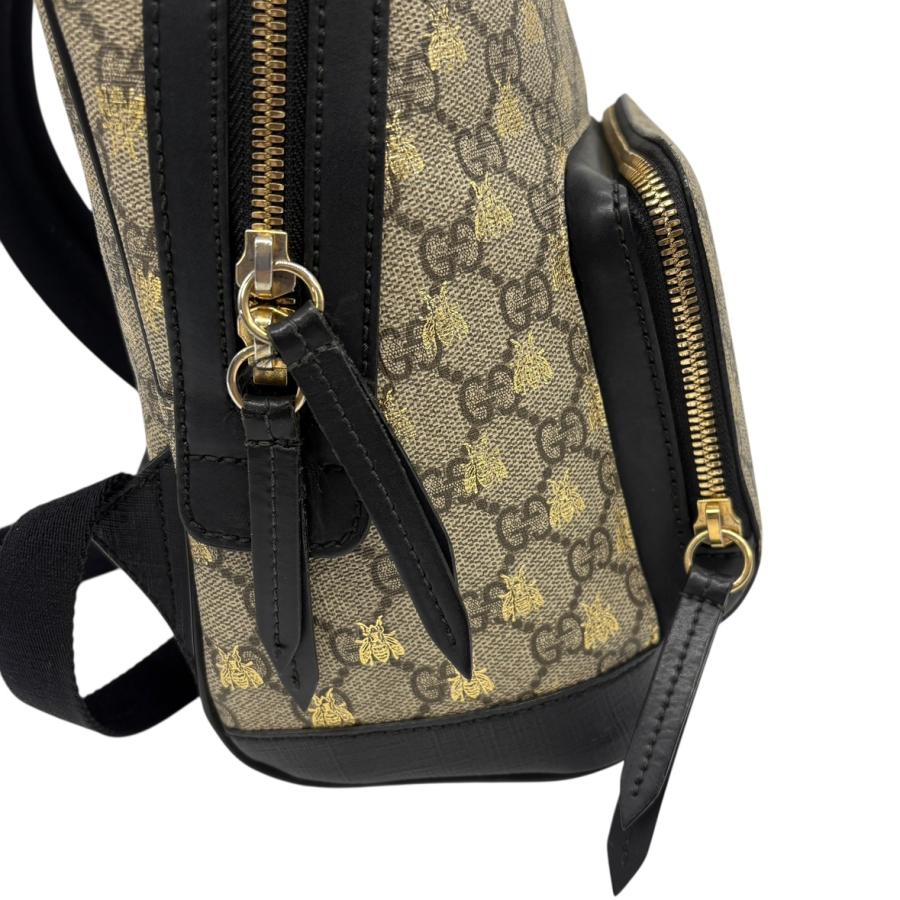希少✨GUCCI 昆虫柄 リュック・バックパック GUCCI（グッチ）の「Gucci - ハチプリント Ggスプリーム バックパック