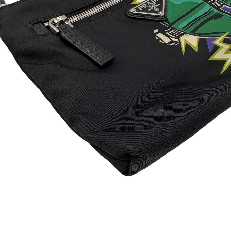 PRADA プラダ メッセンジャーバッグ ショルダーバッグ シルバー金具 ナイロン カーキ プラダ(PRADA)プラダ ショルダーバッグ ショルダーバッグ バッグ