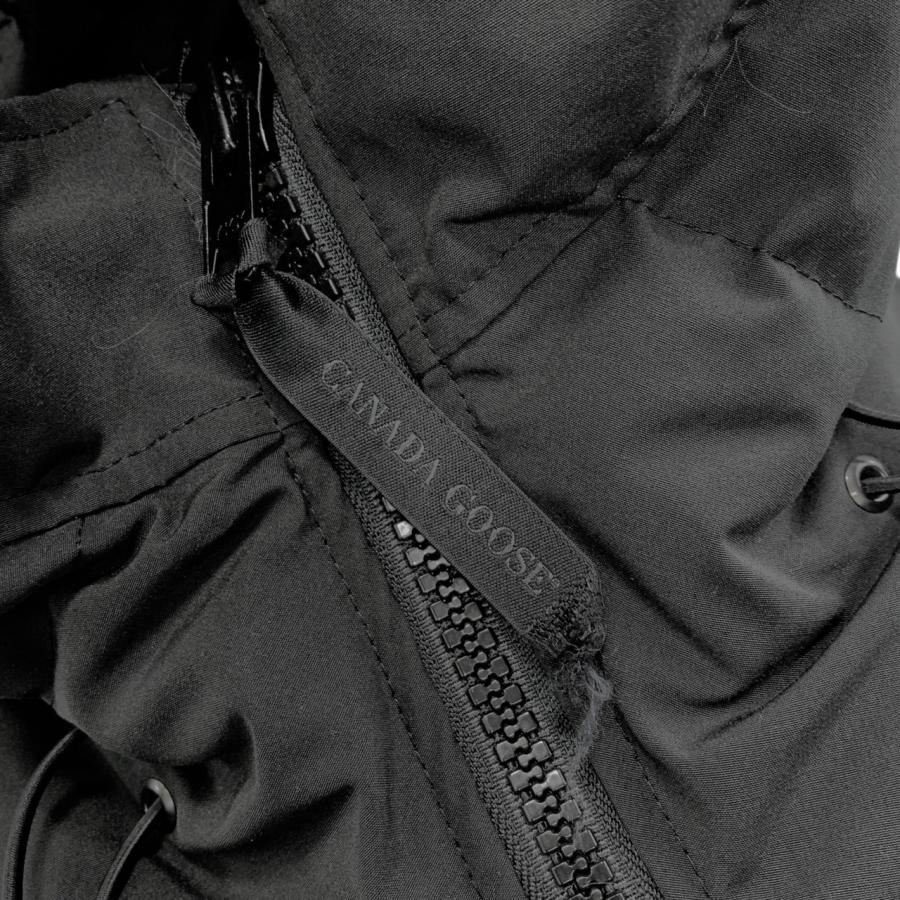 CANADA GOOSE（カナダグース） ダウンジャケット マクミランパーカー