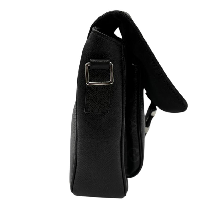 LOUIS VUITTON（ルイ・ヴィトン） ショルダーバッグ メッセンジャー