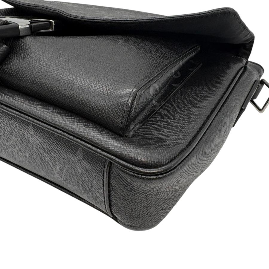 新品　LOUIS VUITTON  タイガラマ メッセンジャー　M30746 LOUIS VUITTON（ルイ・ヴィトン） ショルダーバッグ メッセンジャー