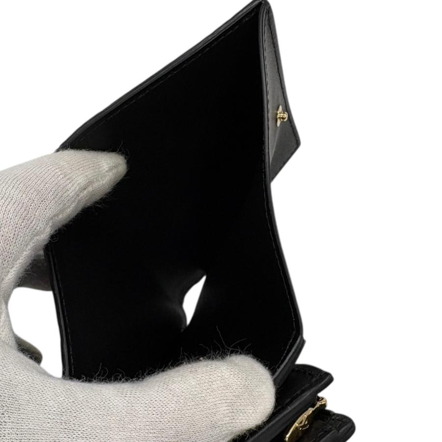 LOUIS VUITTON（ルイ・ヴィトン） 財布 ポルトフォイユ・カプシーヌ
