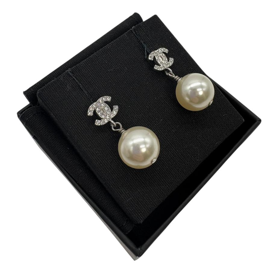 CHANEL（シャネル） ピアス ココマーク CC ラインストーン パール