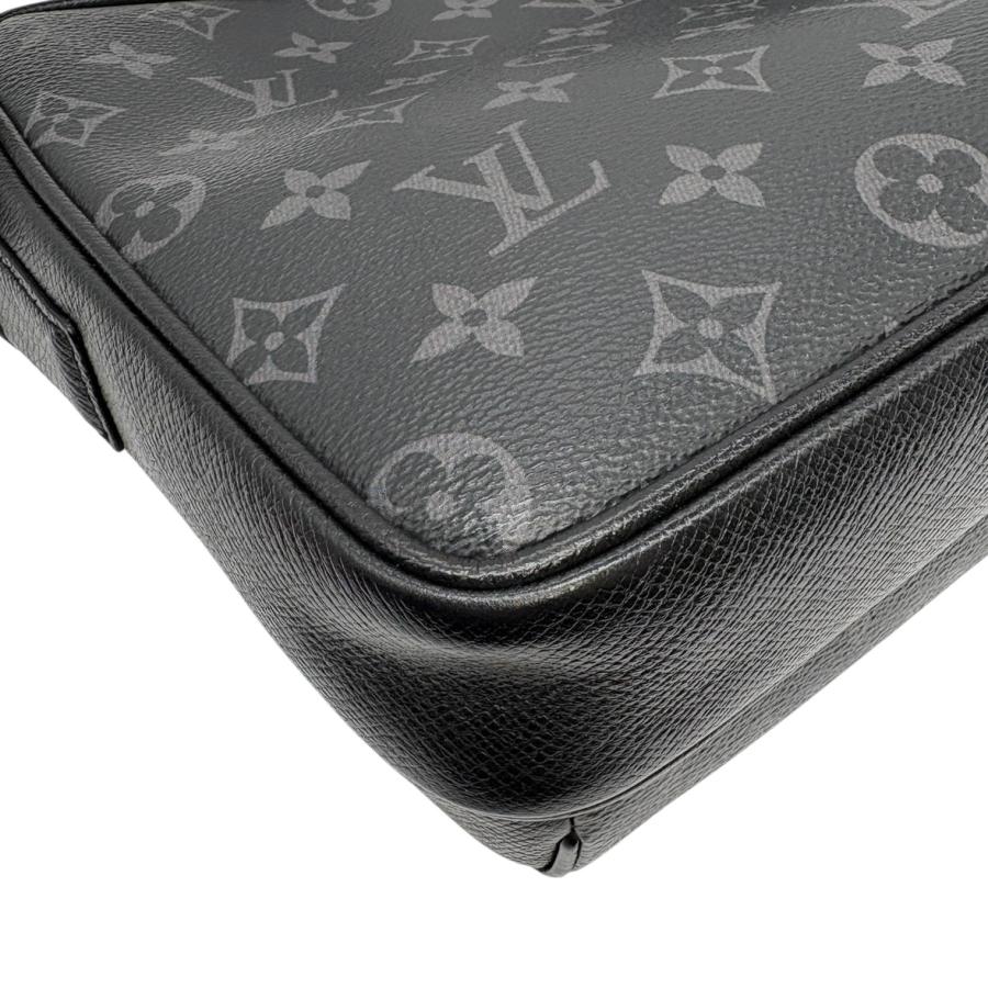 LOUIS VUITTON（ルイ・ヴィトン） ショルダーバッグ アウトドア